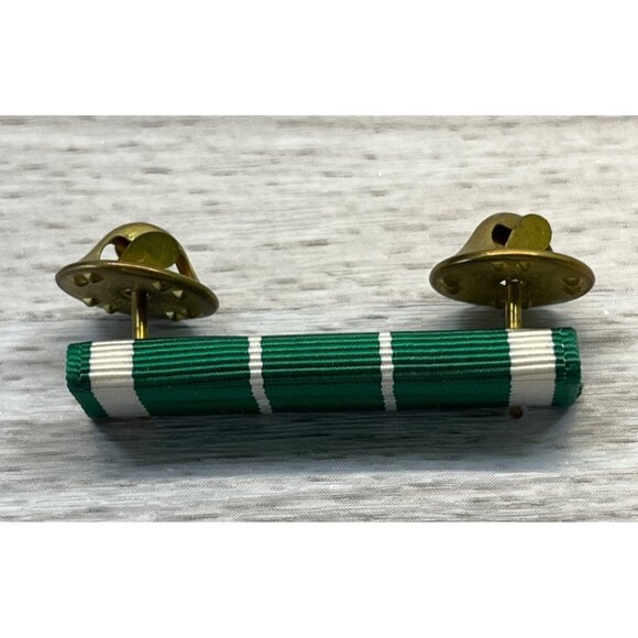 US Army Civilian Service Commendation Ribbon Pin Green White Stripes LIGI - Picture 3 of 6